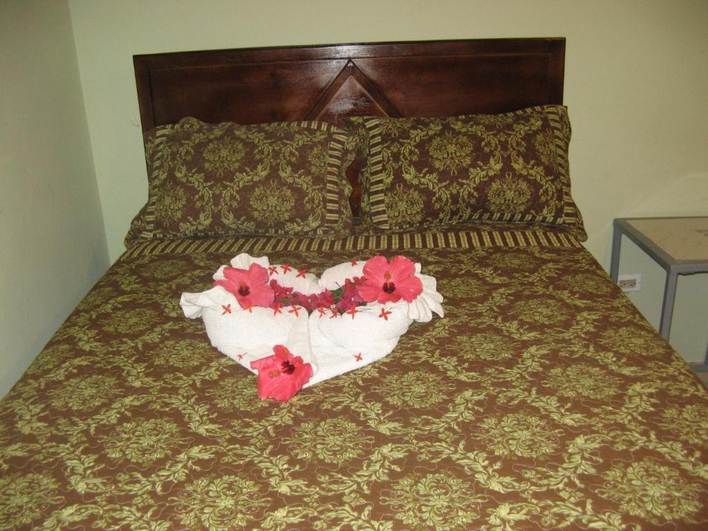 Executive Shaw Park Guest House Ocho Rios Luaran gambar
