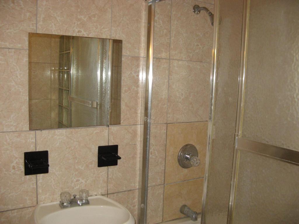 Executive Shaw Park Guest House Ocho Rios Luaran gambar